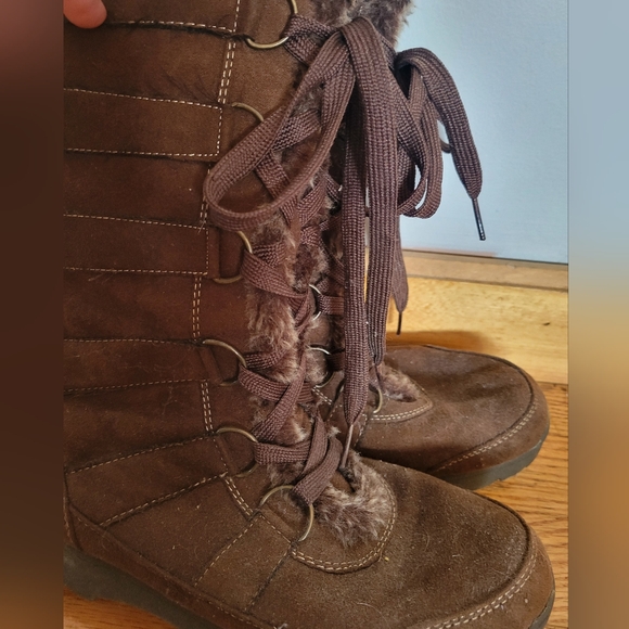 Route 66 Brown Fur-Lined Boots - Picture 5 of 7